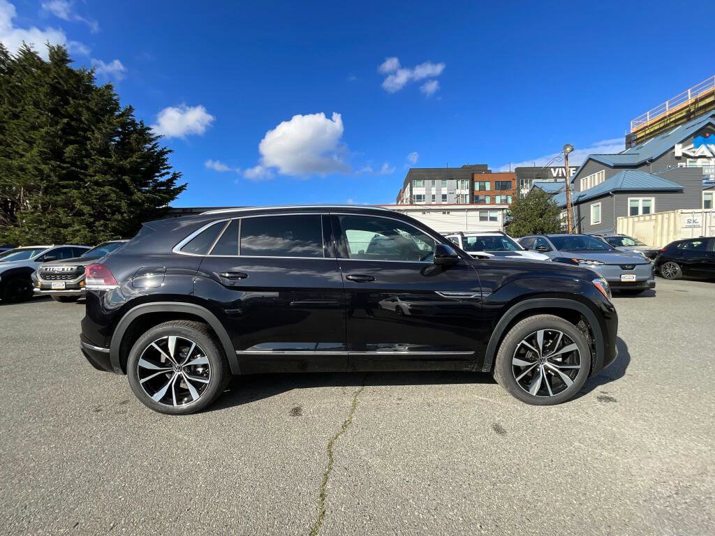 New 2026 Volkswagen Atlas Cross Sport SEL Premium R-Line AWD/4WD image 9