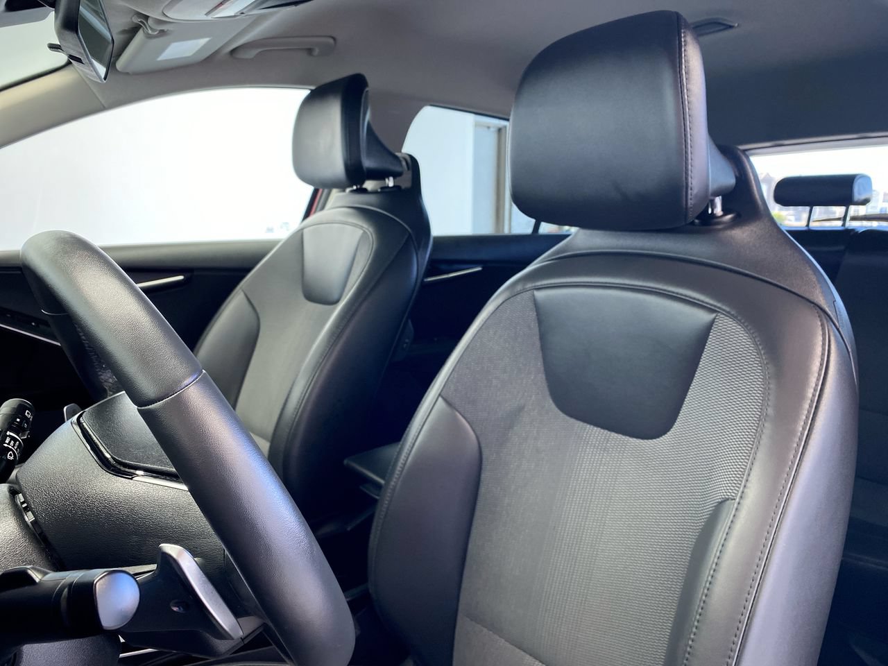 Certified 2023 Kia Niro Wind FWD image 19