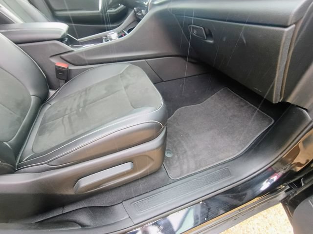 Used 2025 Jeep Grand Cherokee L Altitude RWD image 51