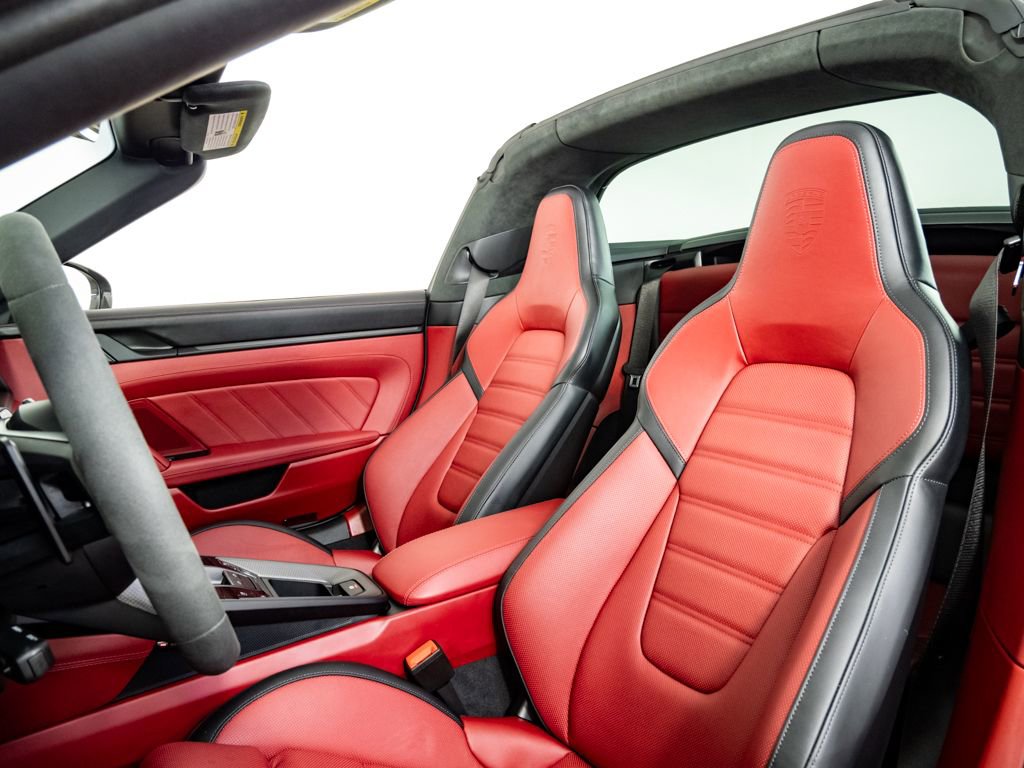 Certified 2025 Porsche 911 Targa 4 GTS image 5
