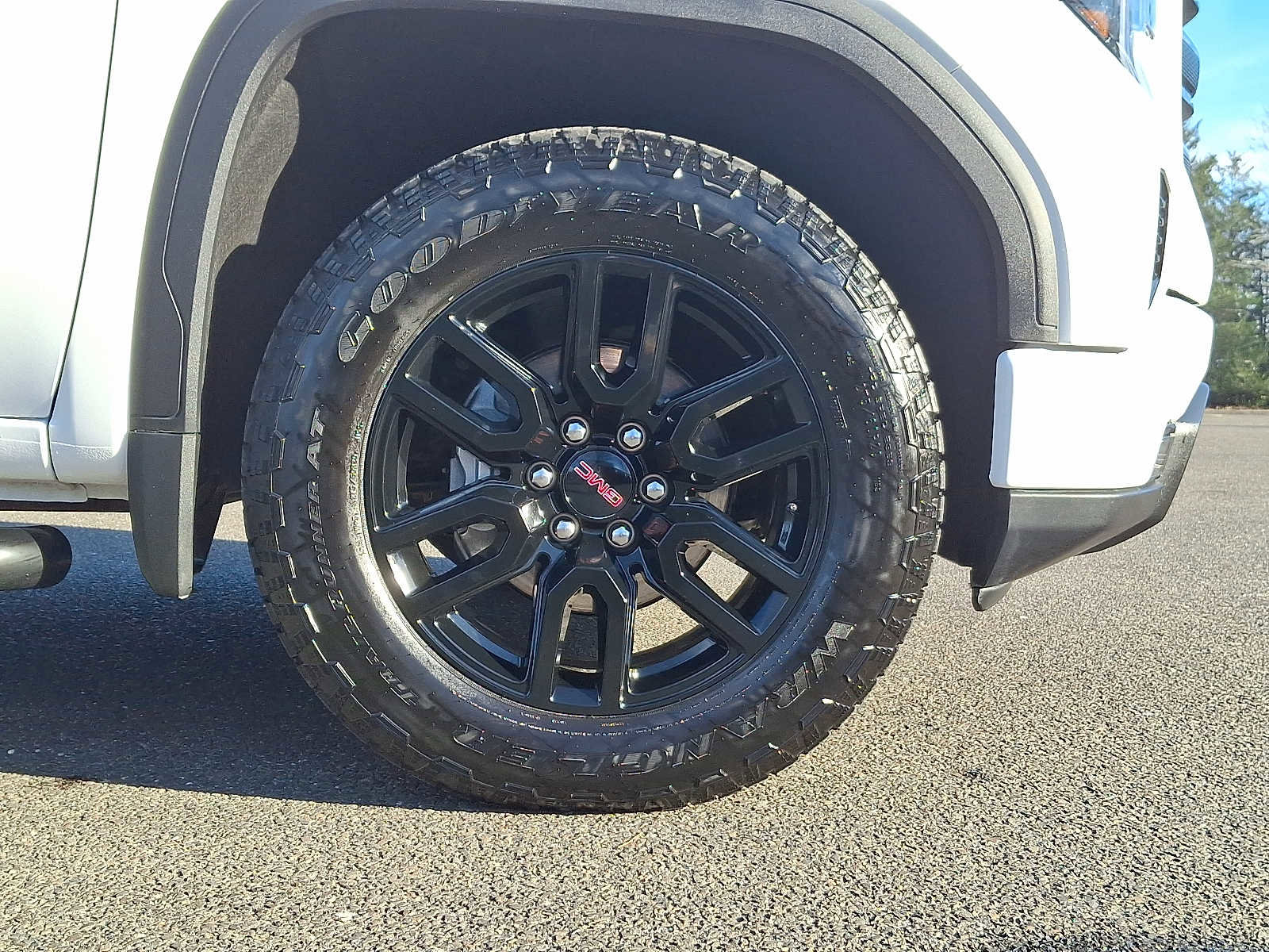 Certified 2025 GMC Sierra 1500 Elevation image 9