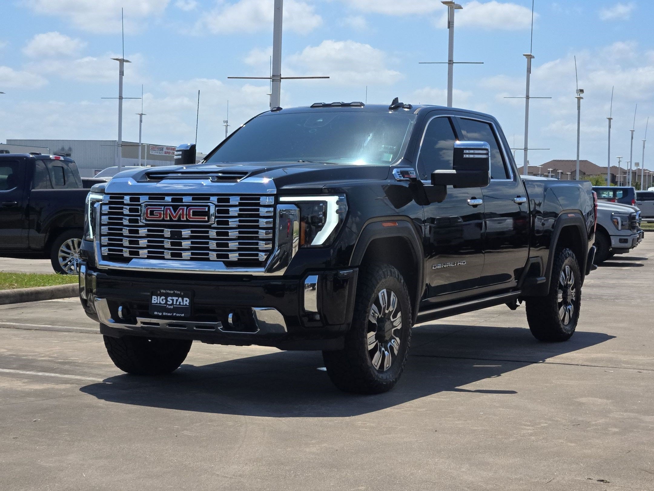 Used 2024 GMC Sierra 2500 Denali w/ Denali Reserve Package AWD/4WD image 10