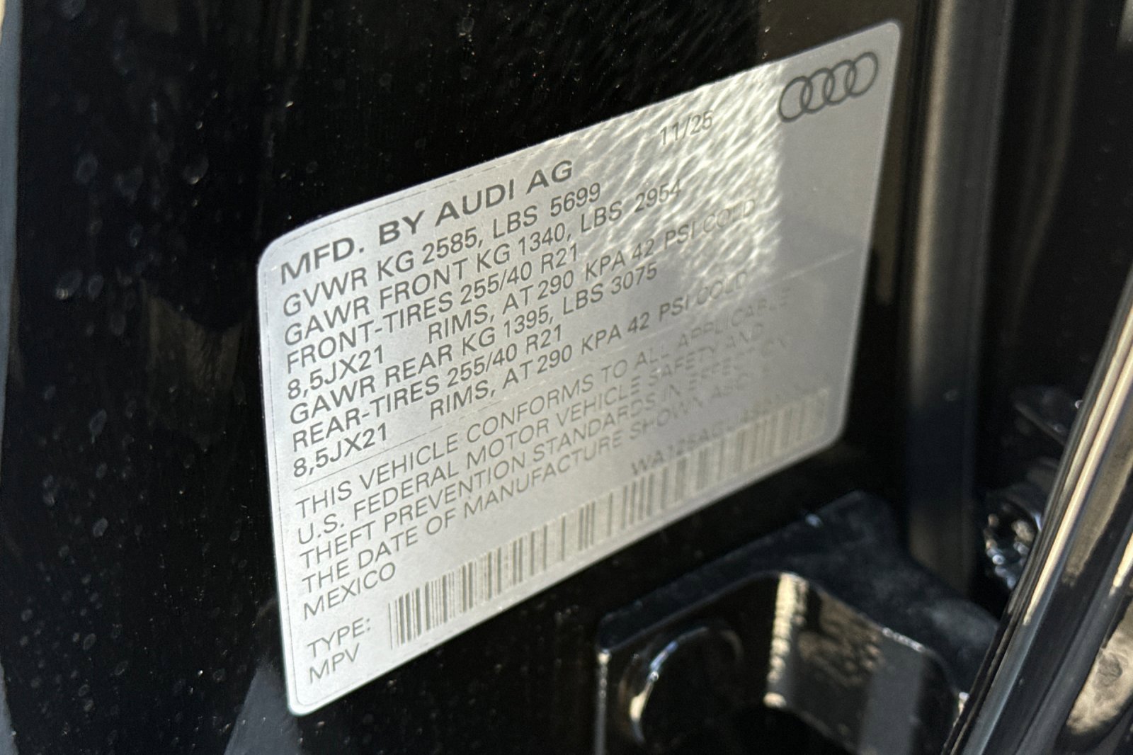 New 2025 Audi SQ5 Premium Plus image 24