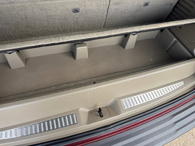 Used 2017 Chevrolet Tahoe LT w/ LT Signature Package image 20