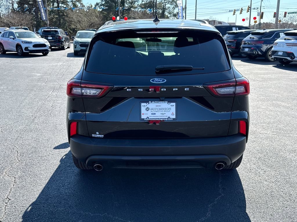 Certified 2025 Ford Escape ST-Line image 6