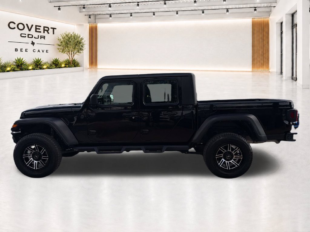Used 2023 Jeep Gladiator Sport w/ Trailer Tow Package AWD/4WD image 5