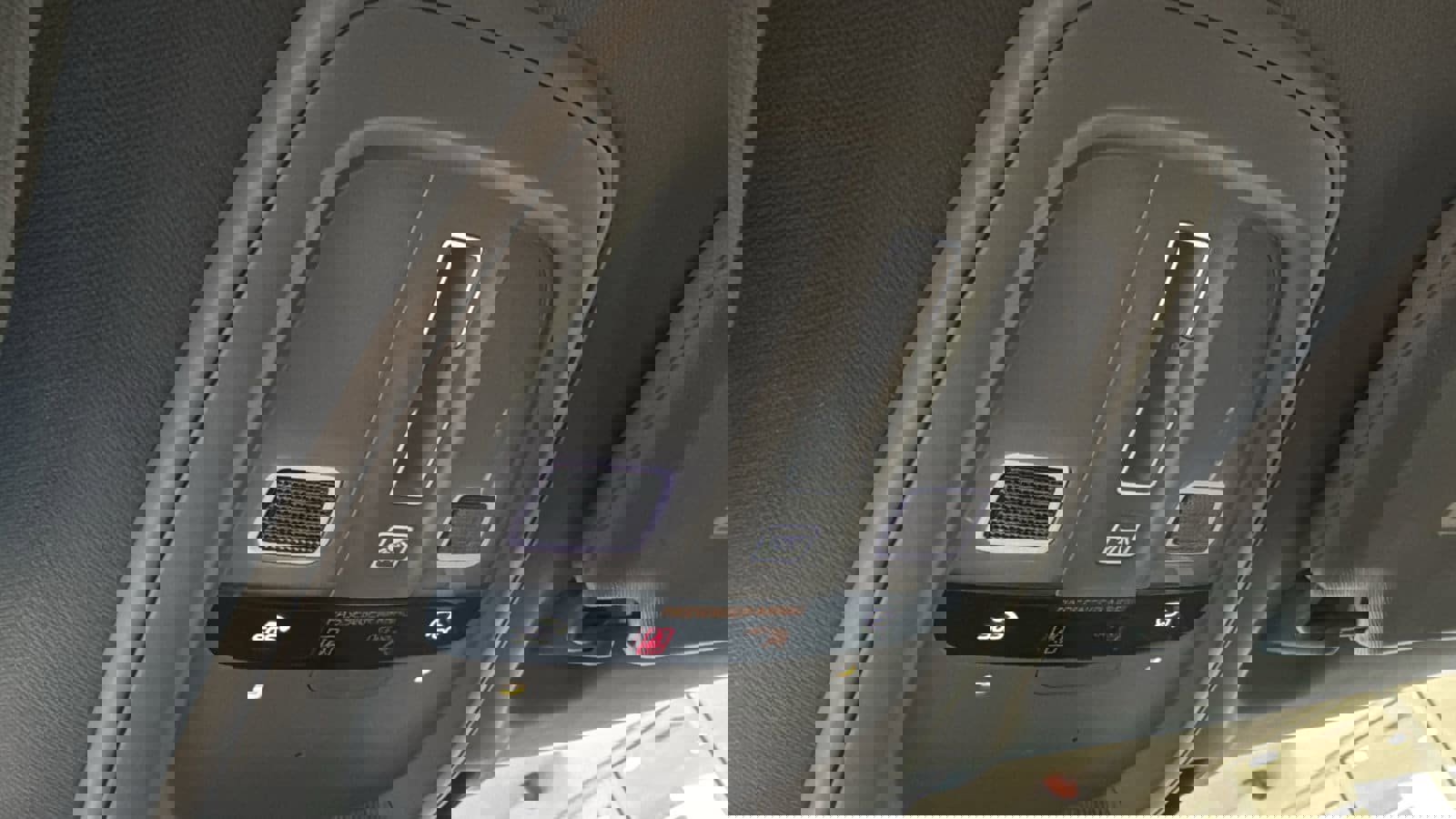 Used 2026 Volvo XC90 B6 Plus w/ Protection Package Premier image 20