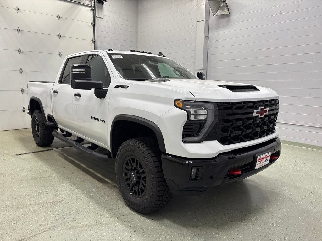 New 2026 Chevrolet Silverado 2500 ZR2 w/ LPO, Dark Essentials Package AWD/4WD image 2