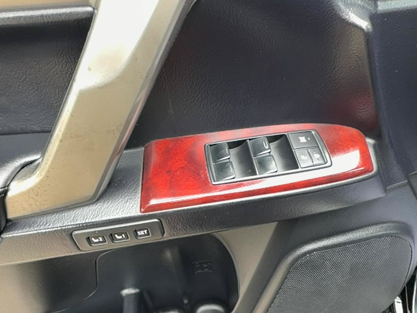 Used 2013 Lexus GX 460 AWD/4WD image 18