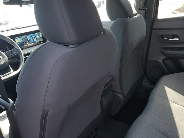 New 2027 Nissan Kicks SV AWD/4WD image 17