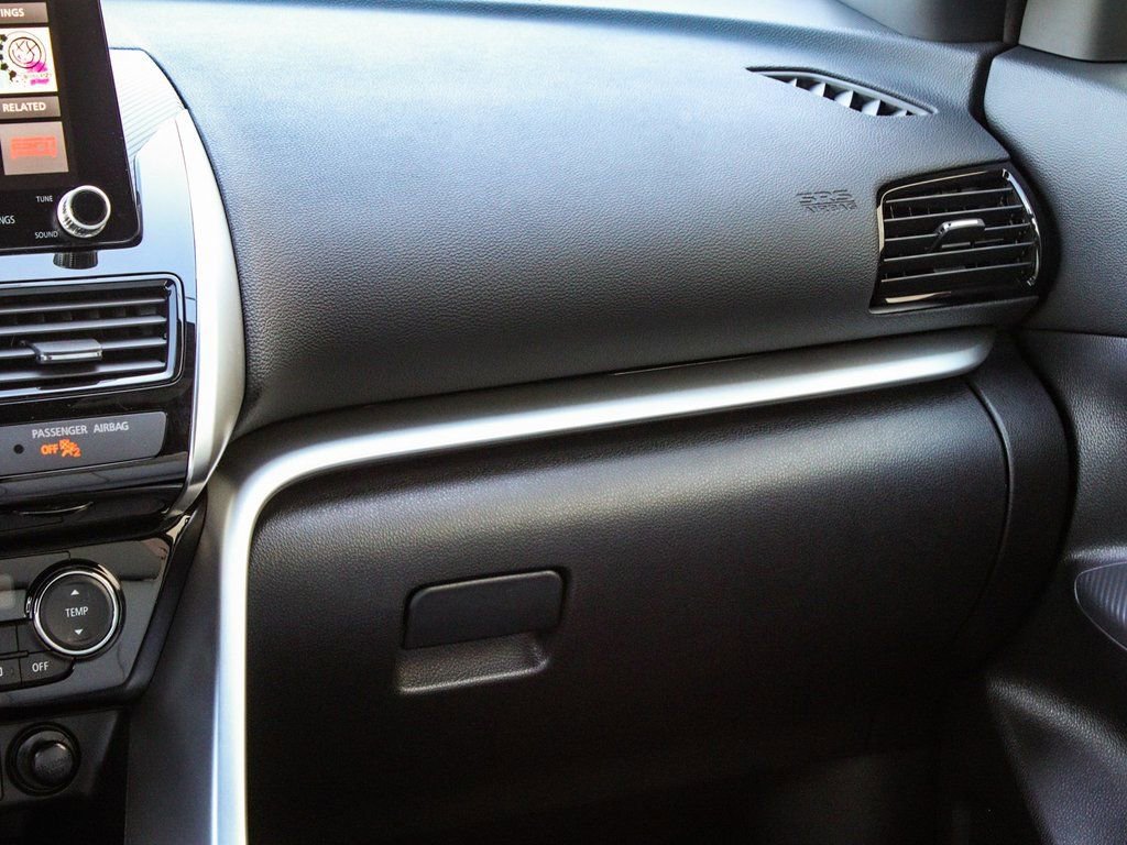 New 2026 Mitsubishi Eclipse Cross SEL image 18