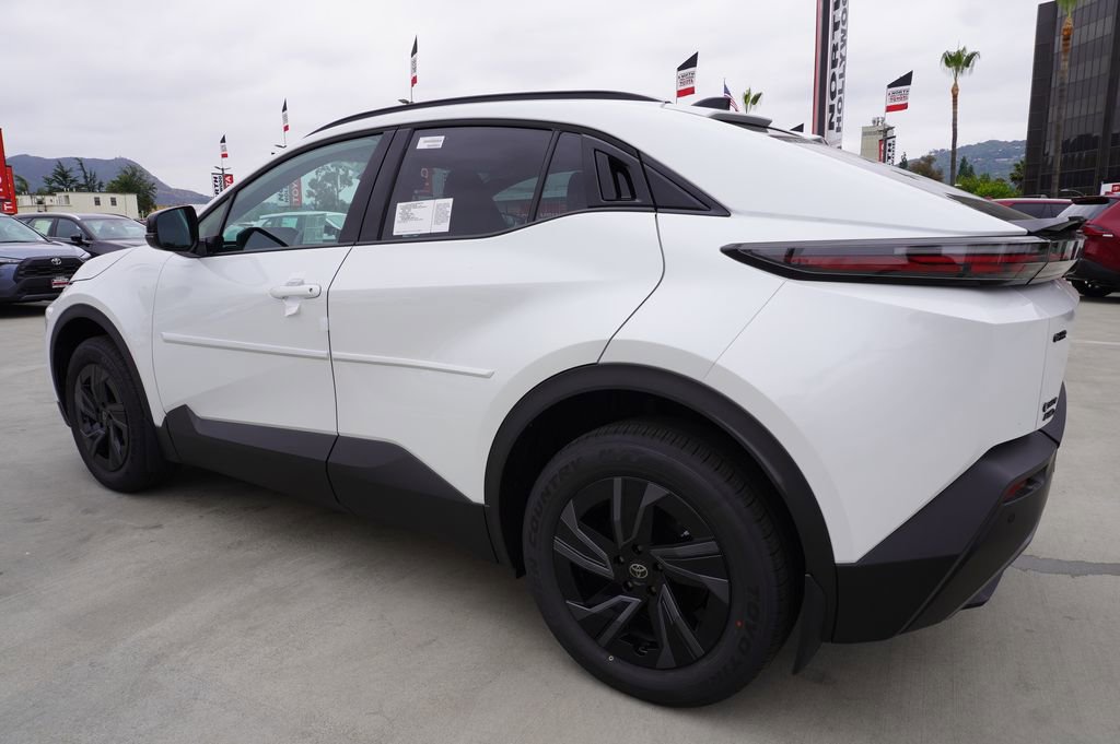 New 2026 Toyota C-HR AWD/4WD image 6