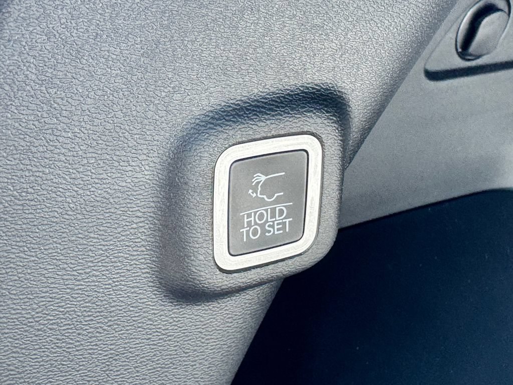 New 2026 Jeep Cherokee Limited AWD/4WD image 15