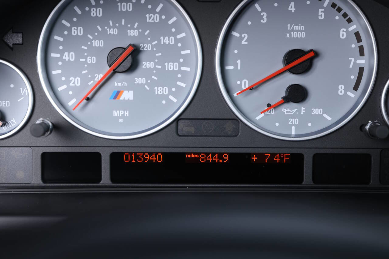 Used 2002 BMW M5 image 53