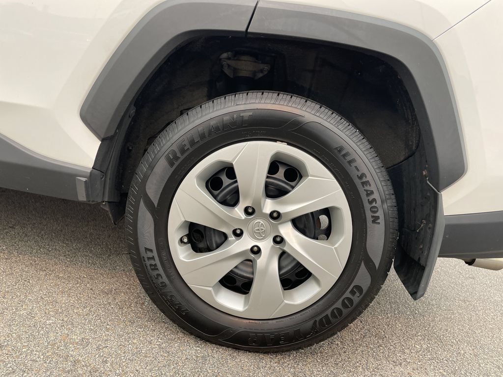 Certified 2020 Toyota RAV4 LE w/ All Weather Liner Package AWD/4WD image 10