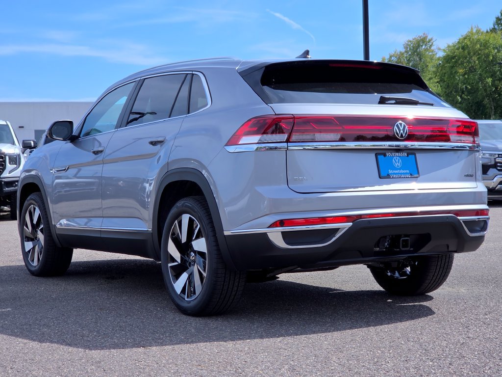 New 2026 Volkswagen Atlas Cross Sport SEL AWD/4WD image 16