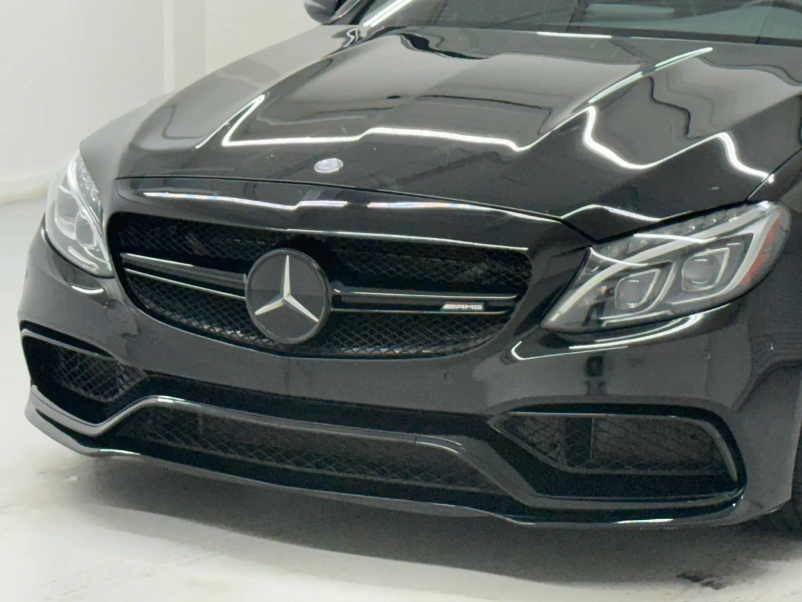 Used 2016 Mercedes-Benz C 63 AMG Sedan image 35