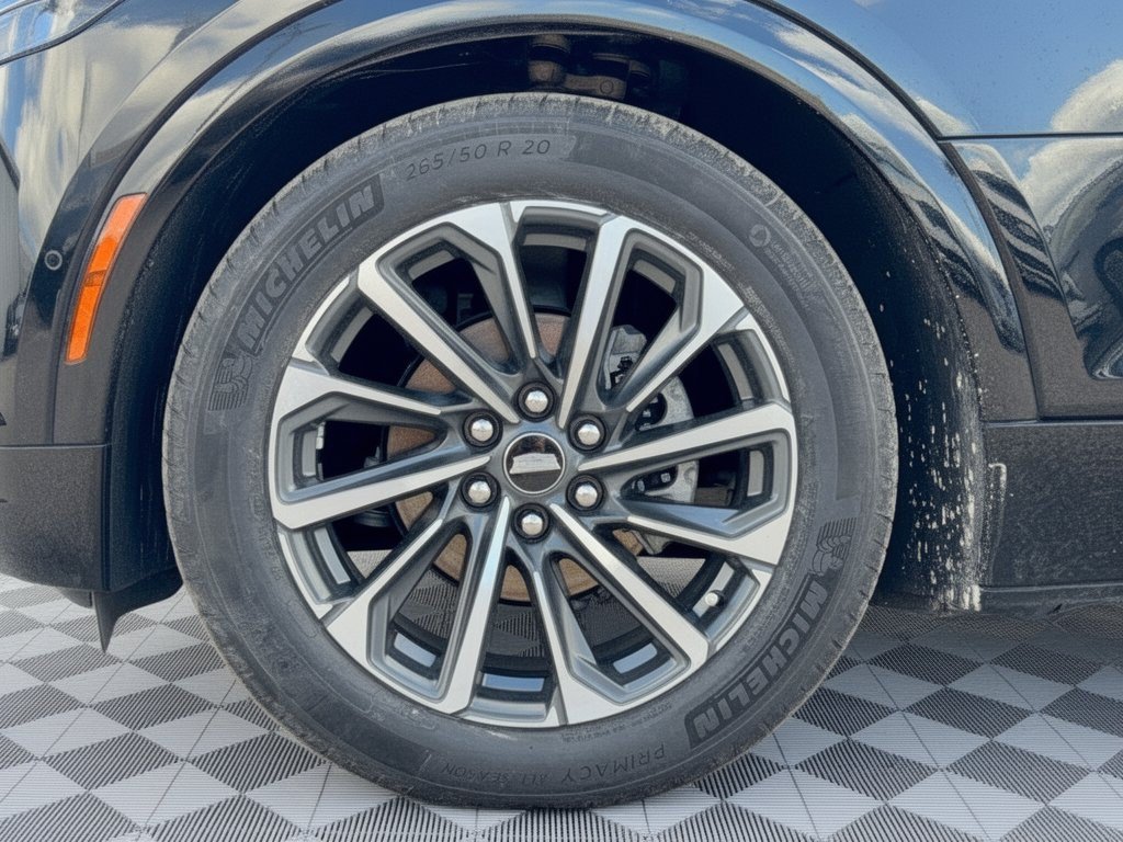 Used 2024 Cadillac Lyriq Sport w/ LPO, Floor Liner Package AWD/4WD image 13