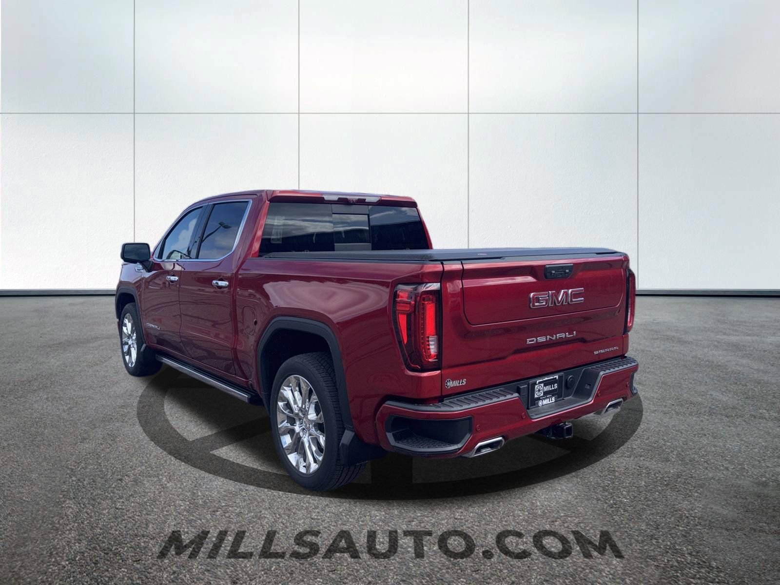 Used 2023 GMC Sierra 1500 Denali w/ Denali Reserve Package image 9