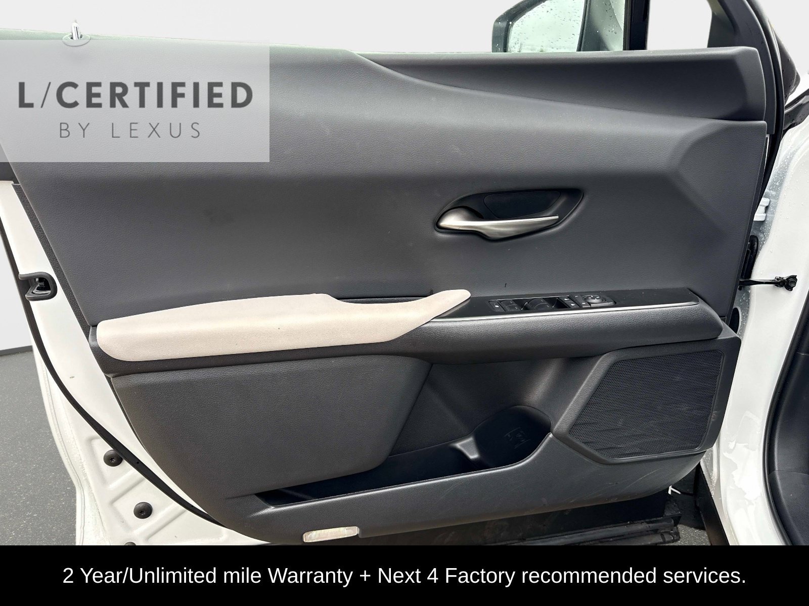 Used 2026 Lexus UX 300h FWD image 16