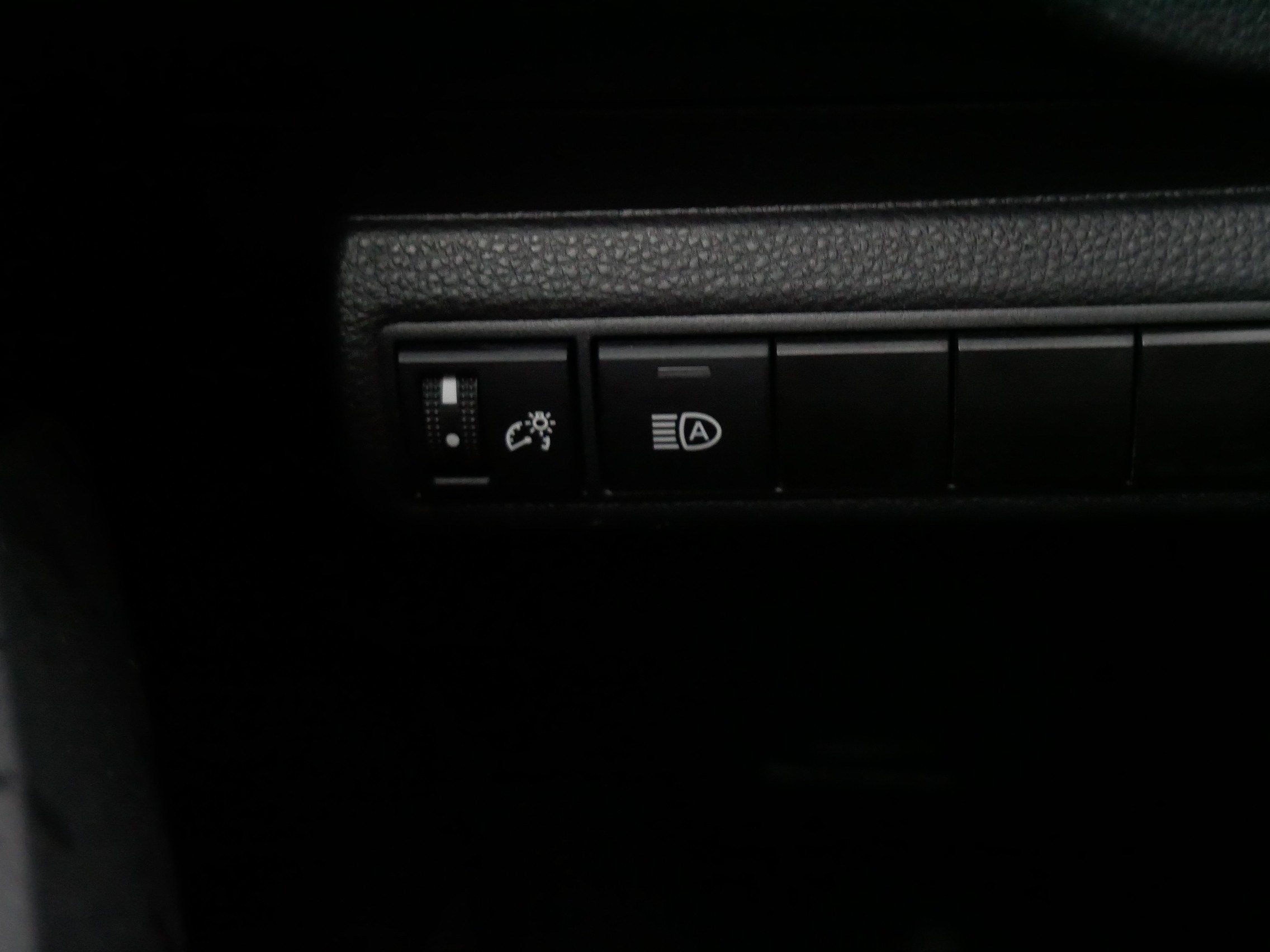 Certified 2024 Toyota Corolla LE FWD image 27