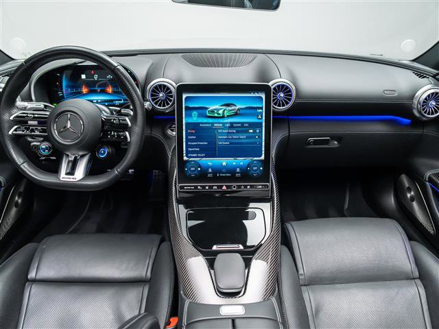 Used 2023 Mercedes-Benz SL 63 AMG 4MATIC image 30