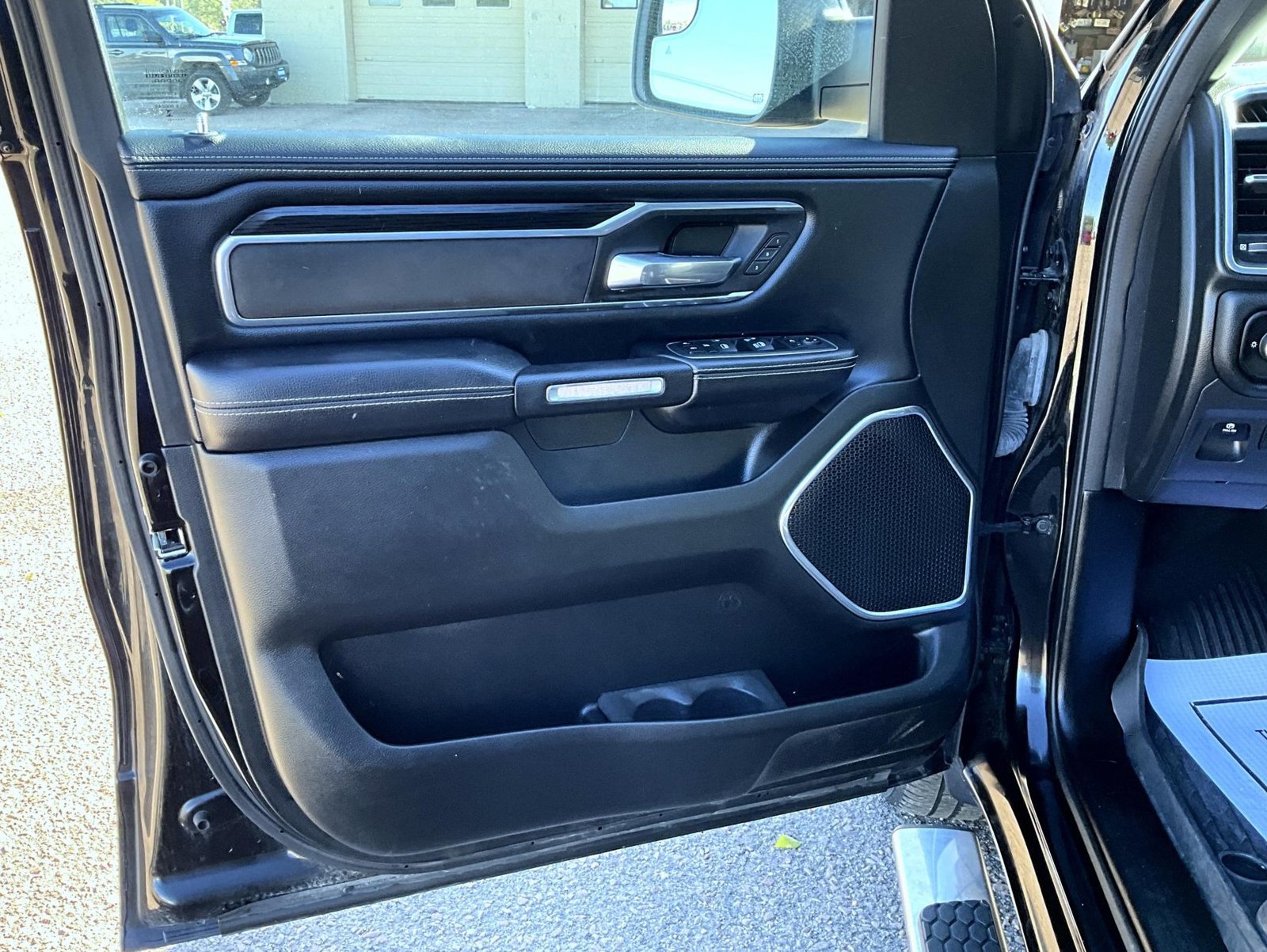 Certified 2023 RAM 1500 Laramie AWD/4WD image 10