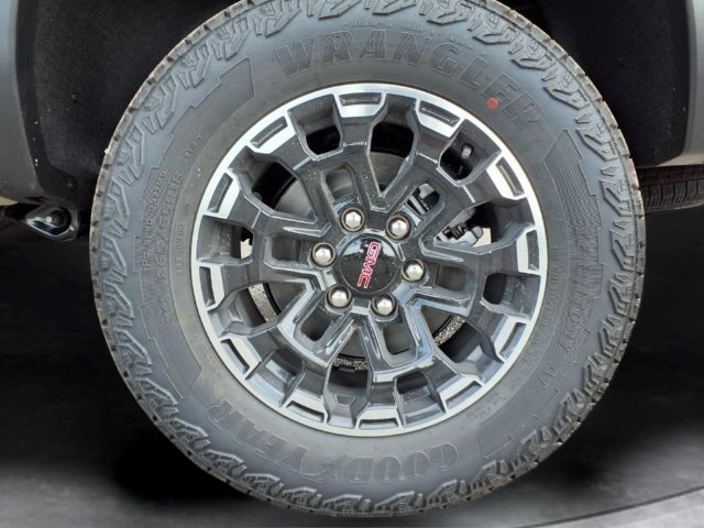 New 2026 GMC Canyon AT4 AWD/4WD image 20