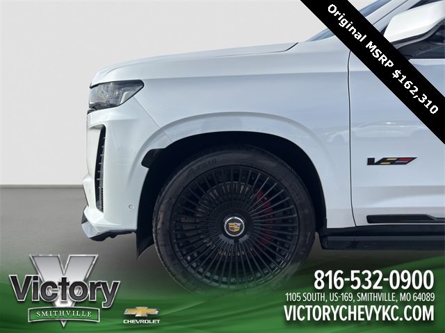 Used 2023 Cadillac Escalade V w/ Heavy-Duty Trailer Package image 20