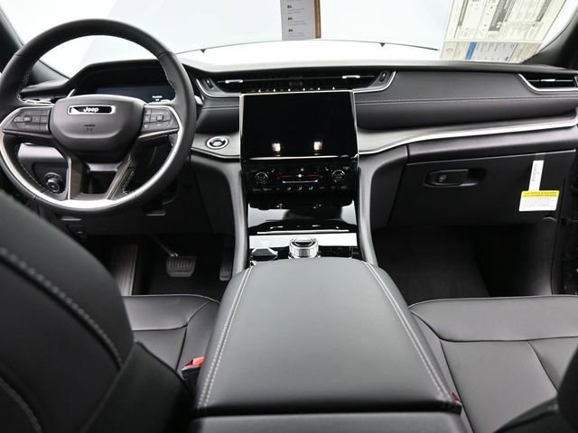 New 2025 Jeep Grand Cherokee L Limited image 26