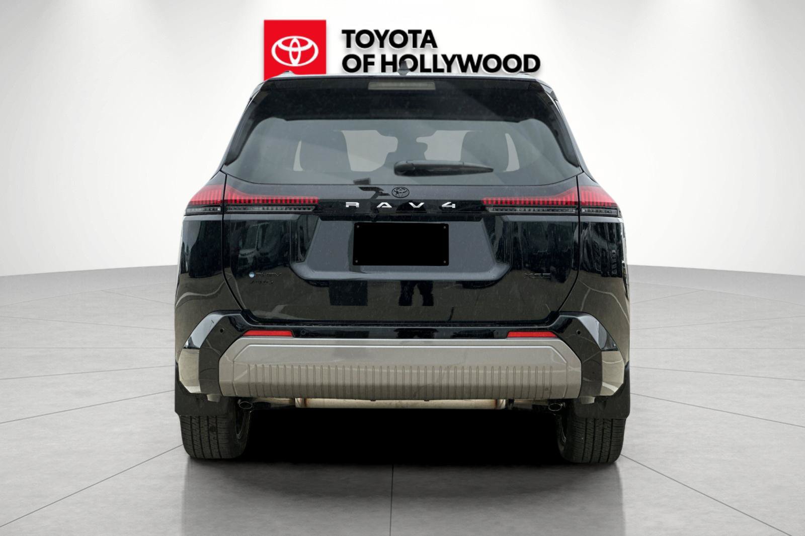 New 2026 Toyota RAV4 XSE w/ Panoramic Sun Roof Package AWD/4WD image 5