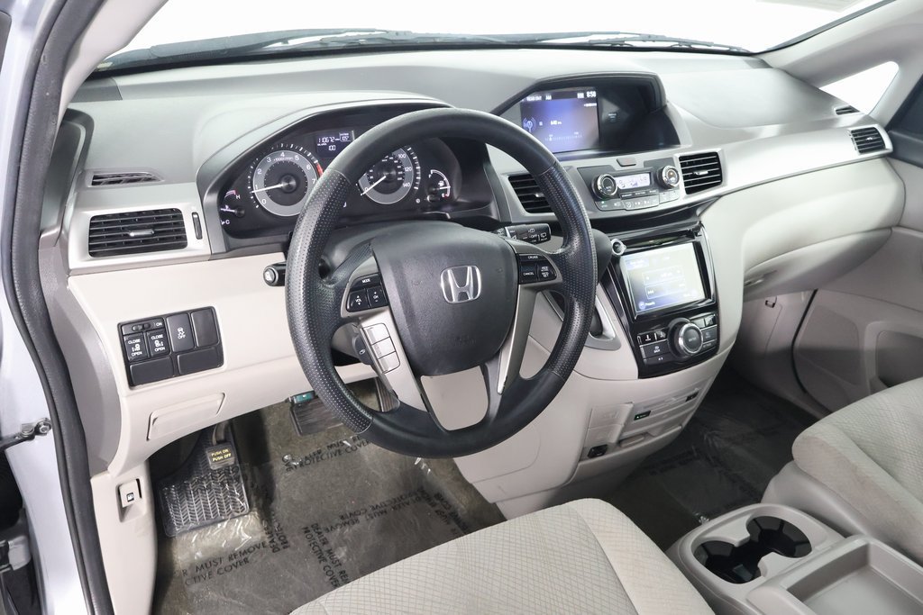 Used 2016 Honda Odyssey SE image 7