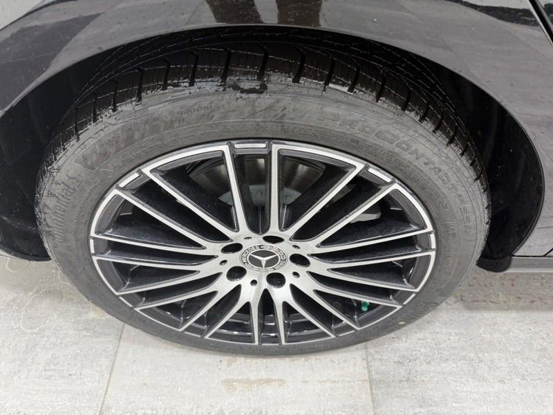New 2026 Mercedes-Benz C 300 4MATIC Sedan image 3