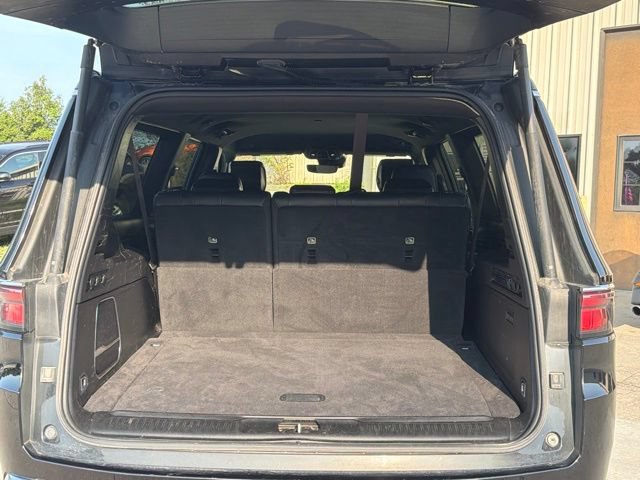 Used 2024 Jeep Wagoneer L Series II w/ Flexible Seating Group AWD/4WD image 11