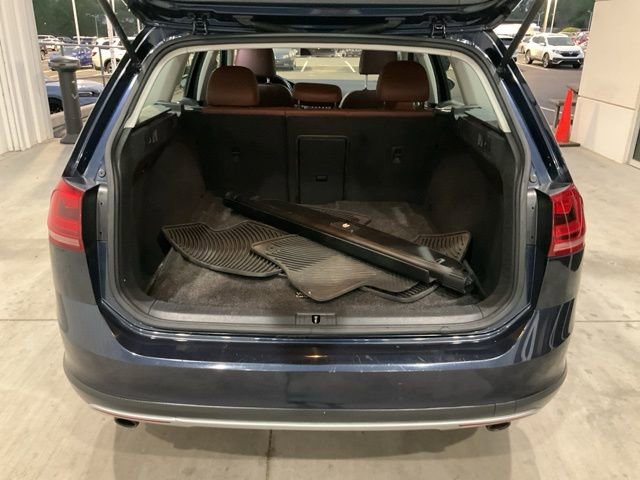 Used 2017 Volkswagen Golf Alltrack SE image 16