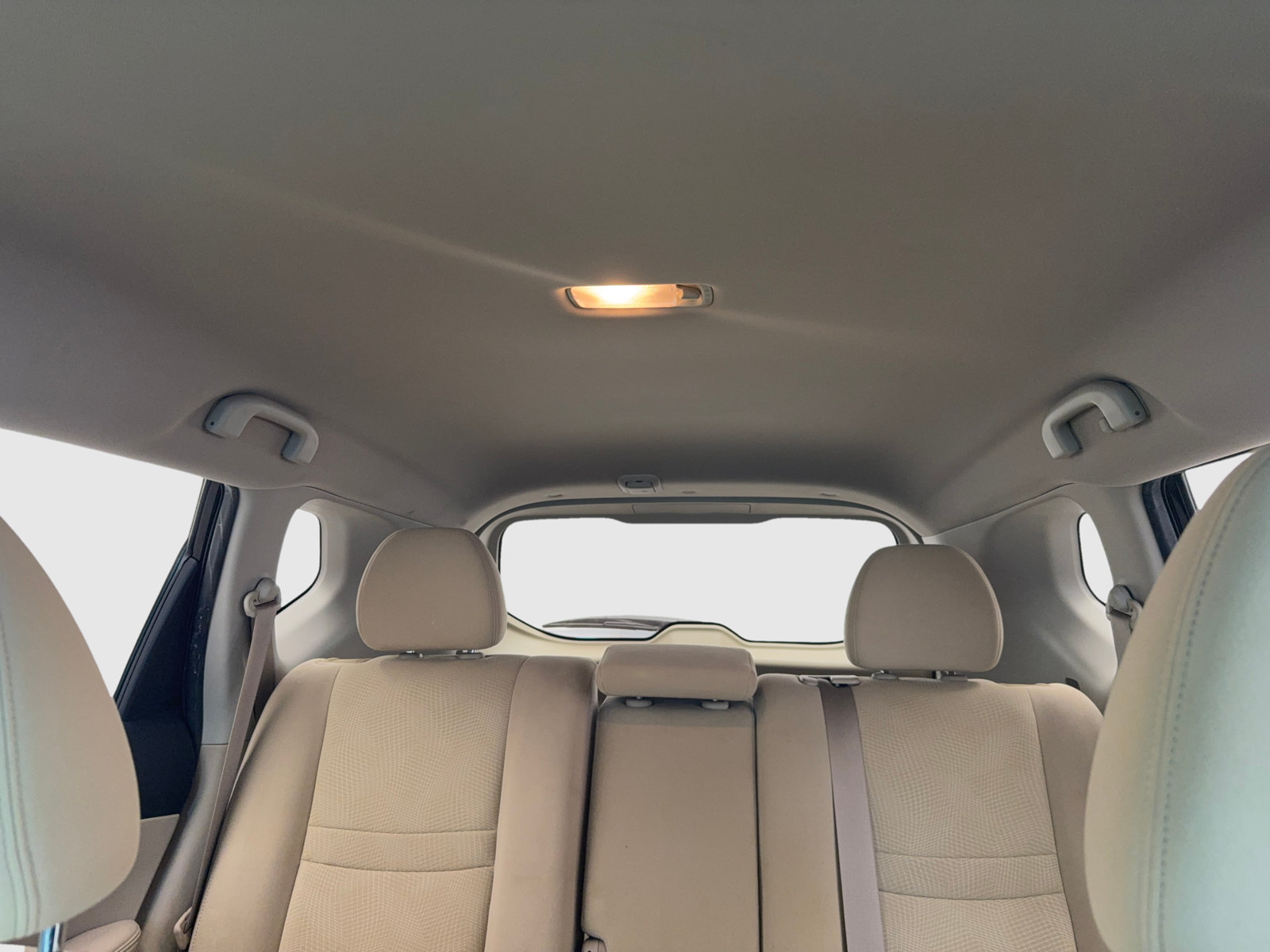 Used 2015 Nissan Rogue S FWD image 52