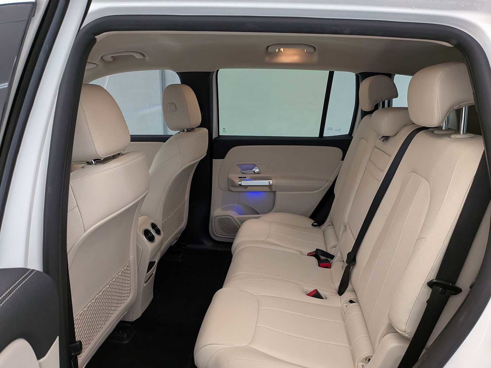 Used 2022 Mercedes-Benz EQB 300 4MATIC image 20