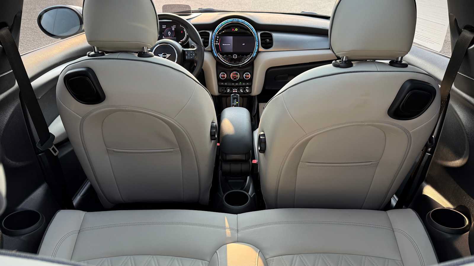 Used 2024 MINI Cooper S FWD image 9