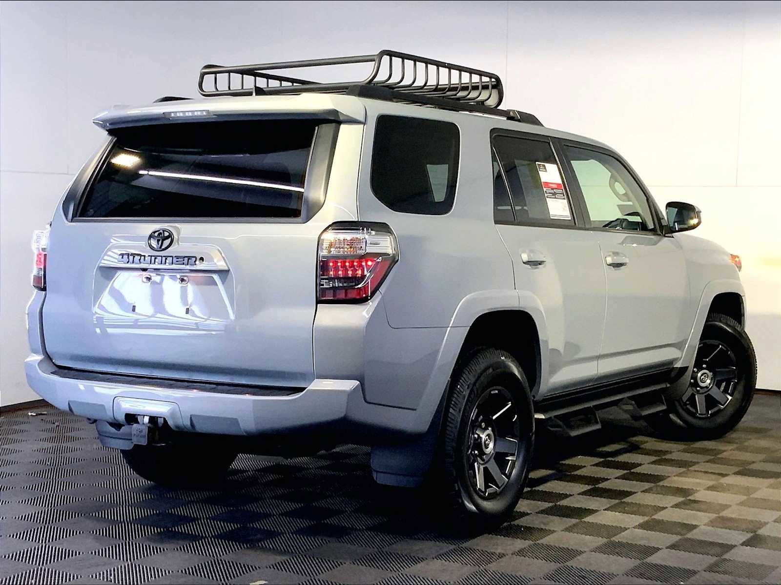 Used 2021 Toyota 4Runner Trail Special Edition AWD/4WD image 7