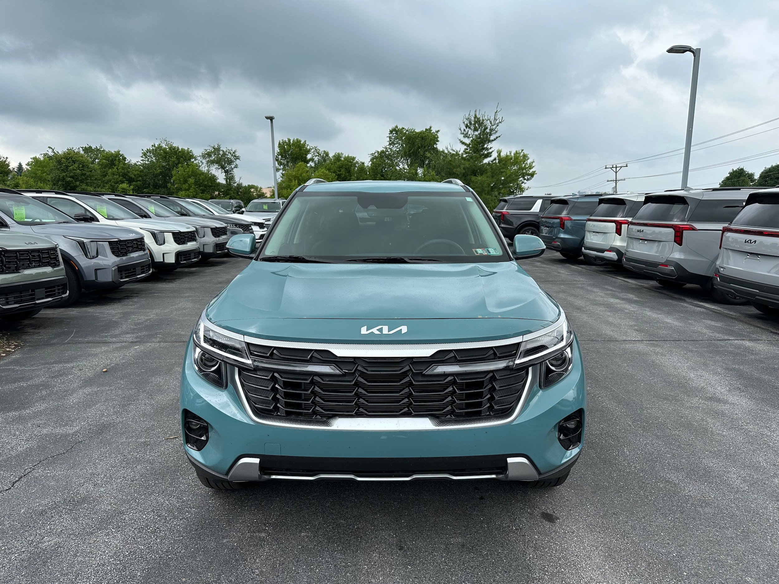 New 2026 Kia Seltos EX AWD/4WD image 2