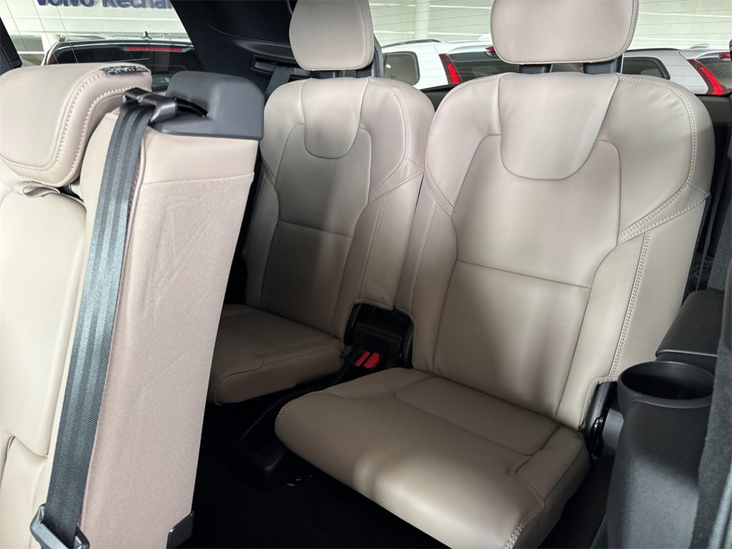 New 2026 Volvo XC90 B6 Ultra image 14