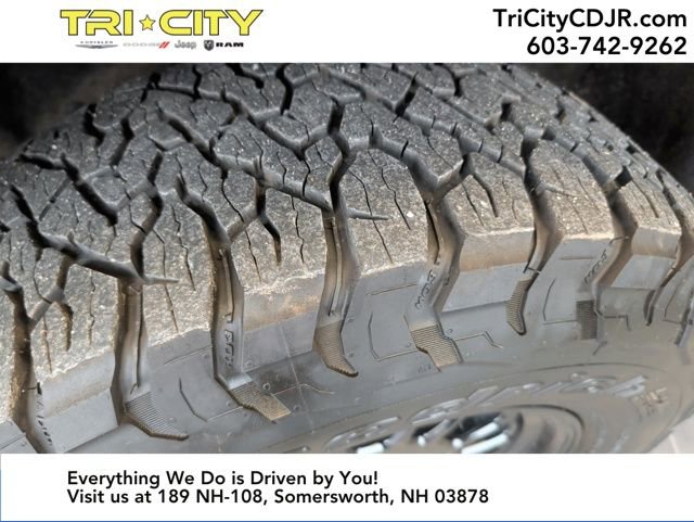 Used 2019 Jeep Grand Cherokee Altitude image 37