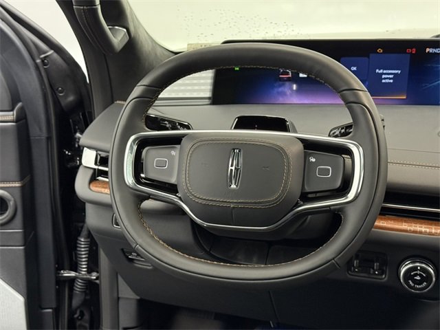 New 2025 Lincoln Navigator Black Label image 50