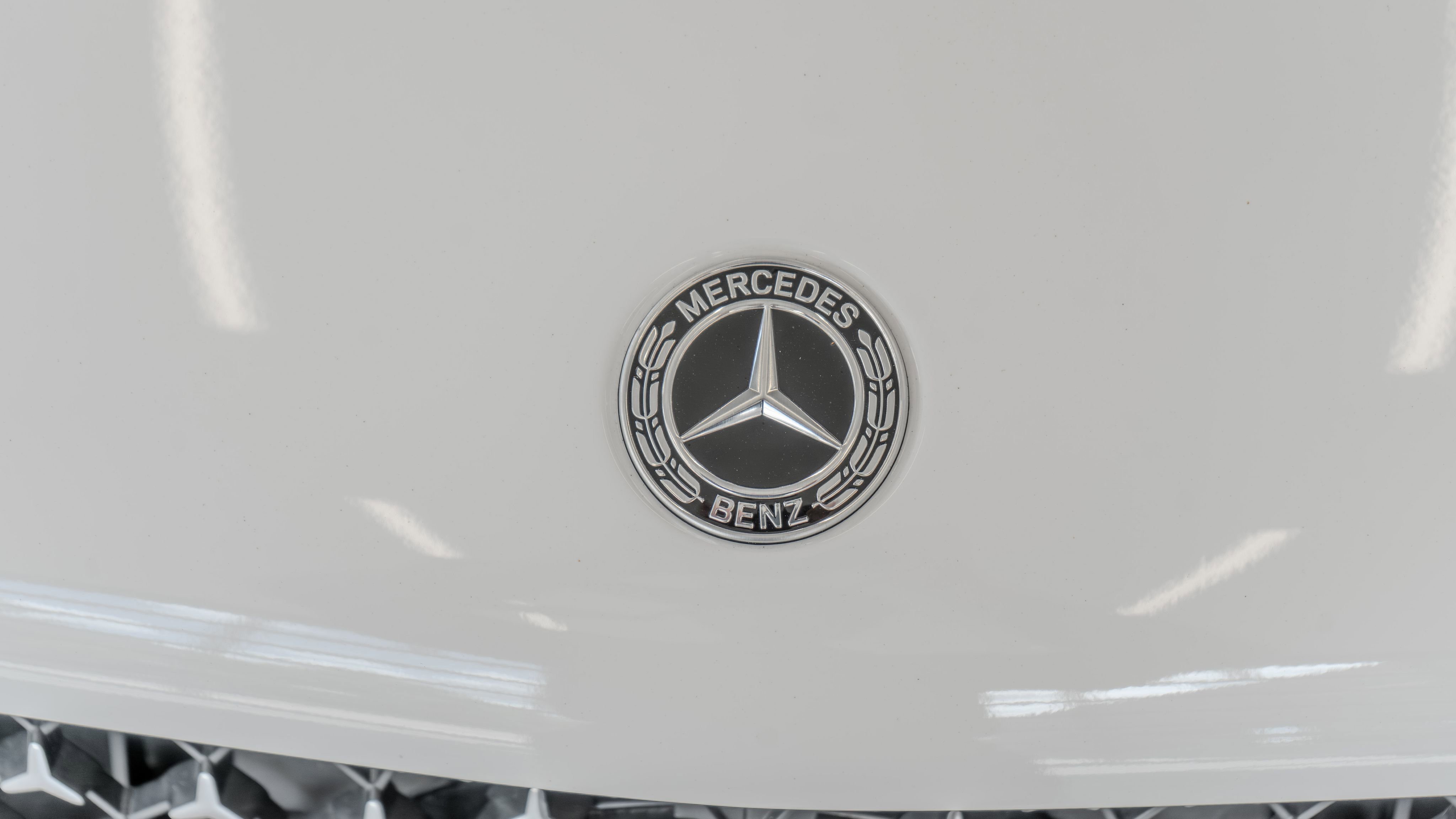 Certified 2025 Mercedes-Benz GLE 450e 4MATIC image 5