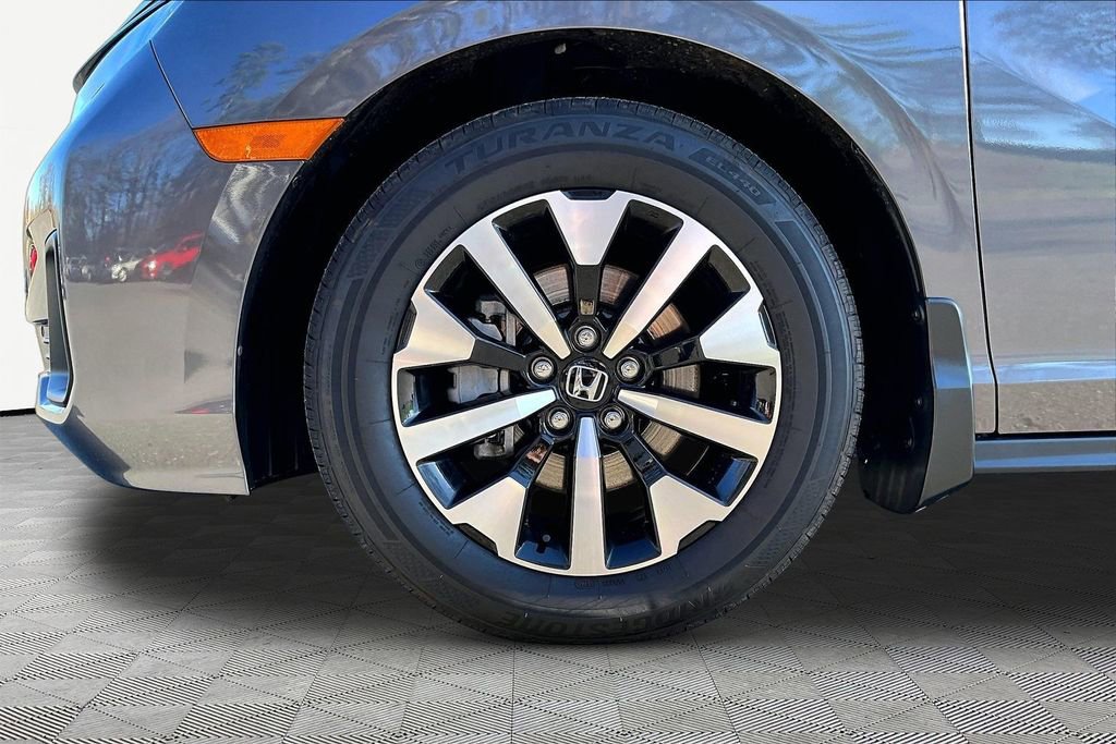 Certified 2025 Honda Odyssey EX-L image 25