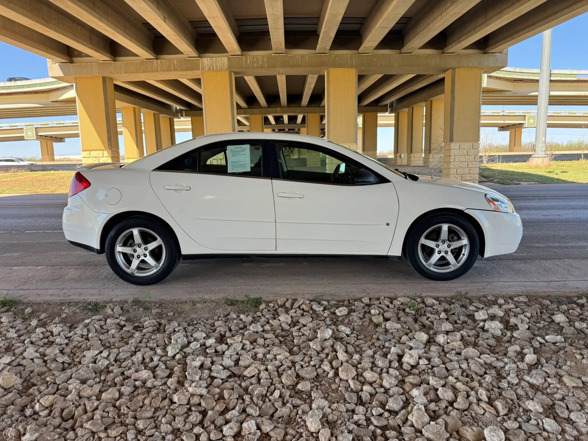 Used 2007 Pontiac G6 Sedan 4D w/ Sport Package FWD image 2