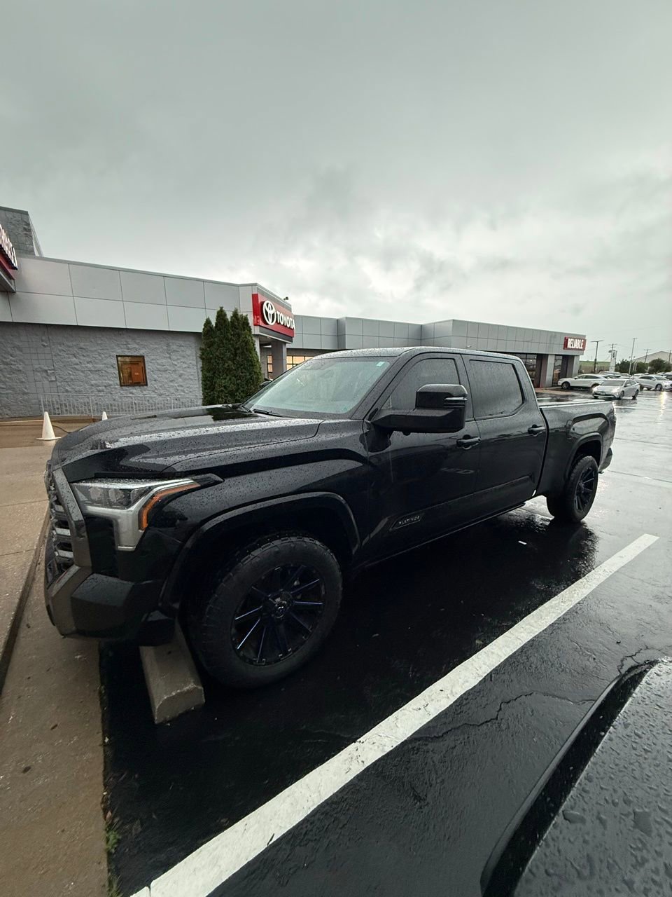 Used 2023 Toyota Tundra Platinum AWD/4WD image 4