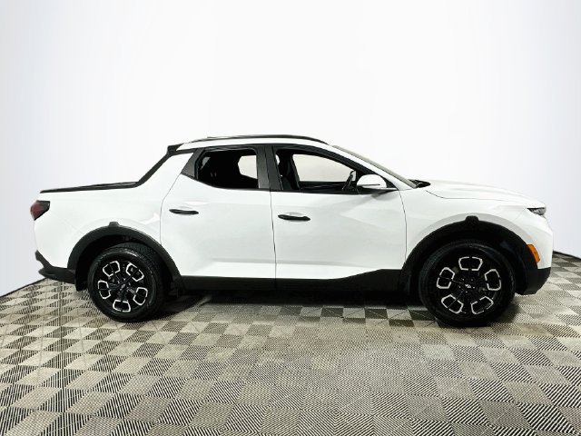 Used 2022 Hyundai Santa Cruz SEL w/ Activity Package FWD image 2