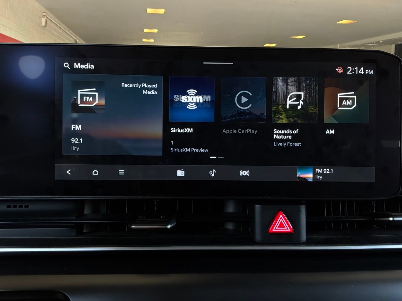 Used 2026 Kia Carnival FWD image 35