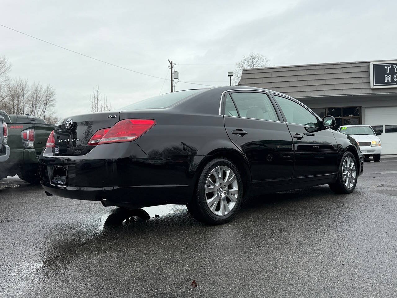 Used 2008 Toyota Avalon XLS FWD image 21